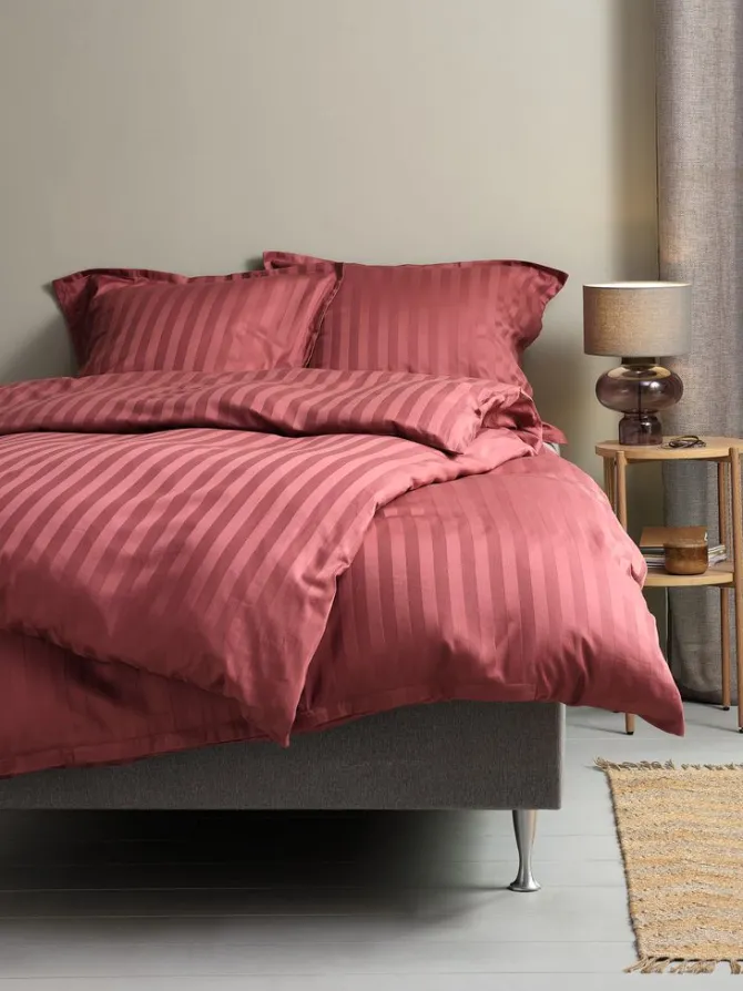 Sengetøj NELL satin 140x200 mørk rosa