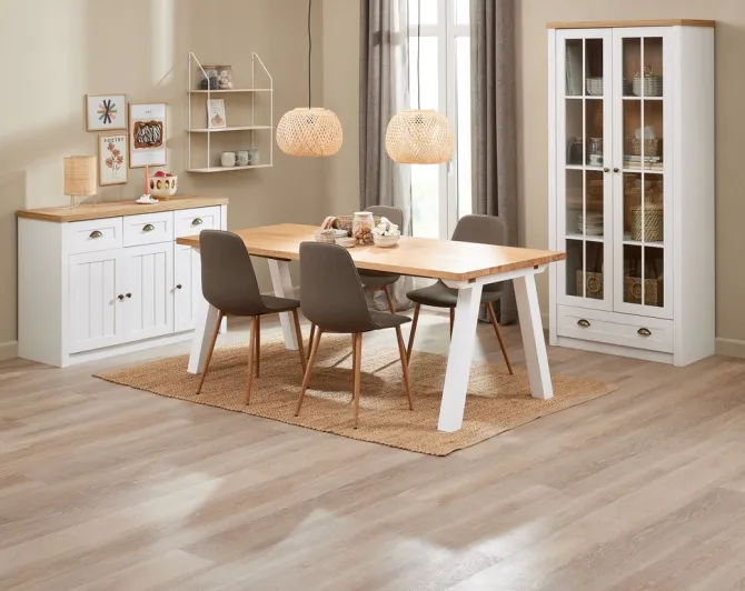 SKAGEN L200 bord eg + 4 BISTRUP stole olivengrøn