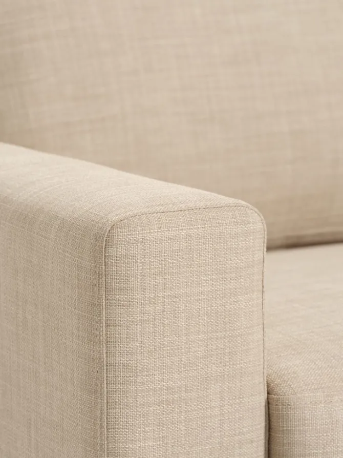 Sofa EGENSE 2-pers. sandfarvet stof/egefarve