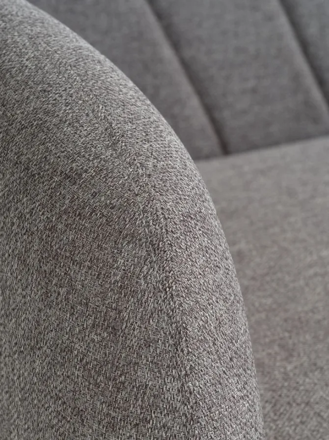 Sovesofa PARADIS lysegråt stof/egefarve